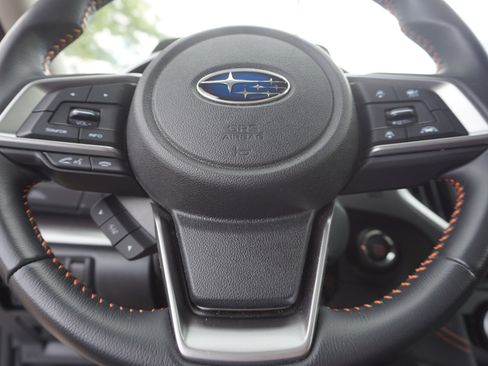 Used 2019 Subaru Crosstrek 2.0i Limited w/ Moonroof Package w/Navigation AWD/4WD image 17