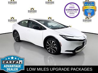 Used 2024 Toyota Prius Prime Premium FWD video 1