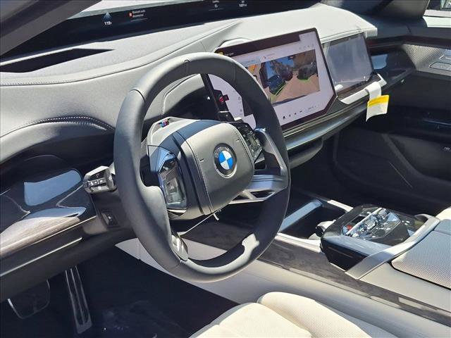 New 2027 BMW 740i w/ Executive Package RWD image 3