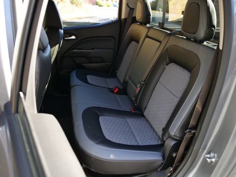 Used 2022 Chevrolet Colorado Z71 image 25