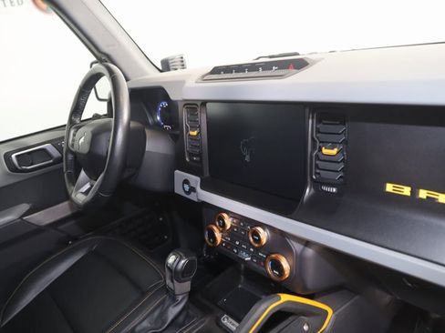 Used 2021 Ford Bronco Badlands image 46