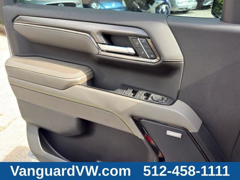 Used 2023 Chevrolet Silverado 1500 ZR2 w/ Technology Package AWD/4WD image 23