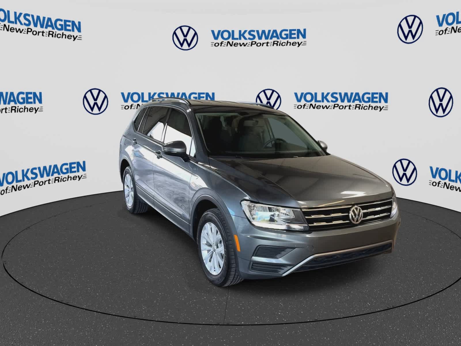Used 2019 Volkswagen Tiguan S w/ Driver Assistance Package FWD image 2