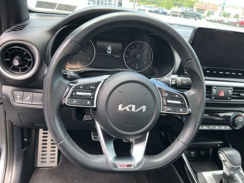 Used 2022 Kia Forte GT-Line w/ GT-Line Premium Package FWD image 11