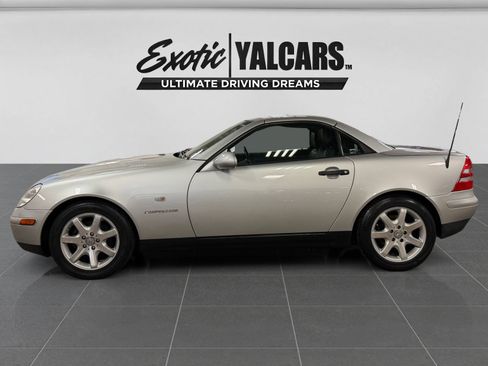 Used 1999 Mercedes-Benz SLK 230 image 2