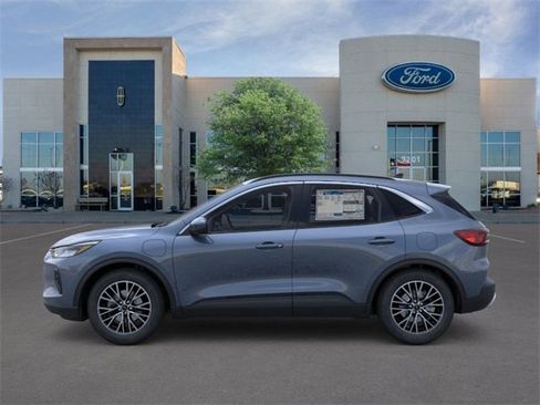 New 2026 Ford Escape SE image 3