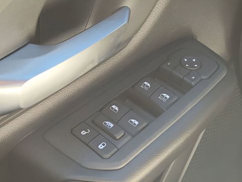 New 2026 RAM 1500 Express RWD image 32