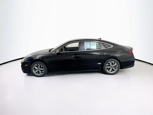 Used 2023 Hyundai Sonata SEL w/ Convenience Package FWD image 8