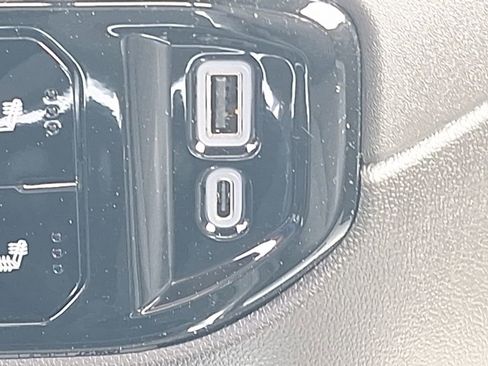 New 2026 Chevrolet Silverado 1500 RST w/ Redline Edition image 34