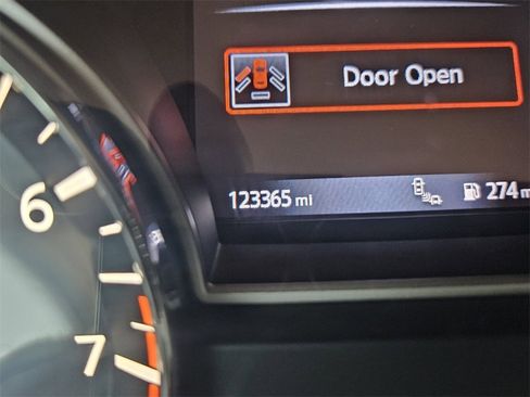 Used 2017 Nissan Altima 2.5 SL w/ Moonroof Package image 25