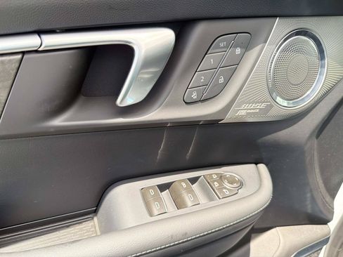 New 2026 Buick Enclave Avenir w/ Super Cruise Package FWD image 18