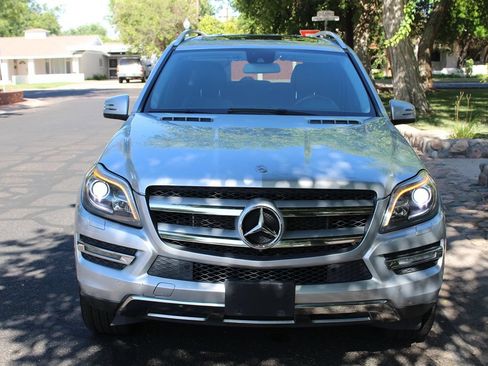 Used 2013 Mercedes-Benz GL 450 4MATIC image 4