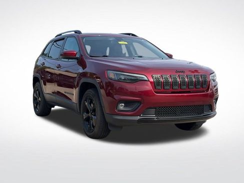 Used 2019 Jeep Cherokee Latitude Plus AWD/4WD image 1