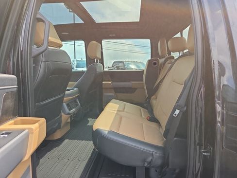 Used 2024 Ford F250 Lariat w/ Lariat Ultimate Package AWD/4WD image 13