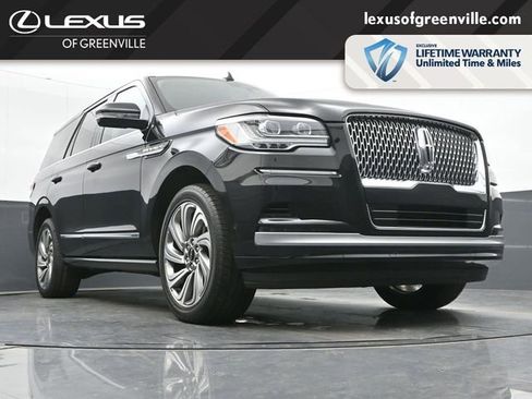 Used 2022 Lincoln Navigator Reserve AWD/4WD image 35
