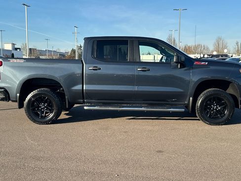 Used 2020 Chevrolet Silverado 1500 Custom Trail Boss w/ Custom Convenience Package image 3