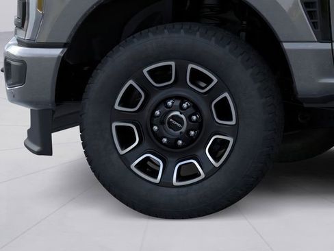 New 2026 Ford F250 Platinum image 19