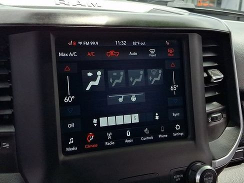 Used 2021 RAM 1500 Big Horn AWD/4WD image 16