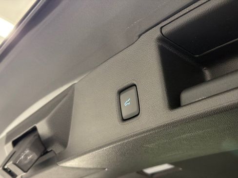 New 2026 Ford Escape Base w/ PHEV Premium Package image 9