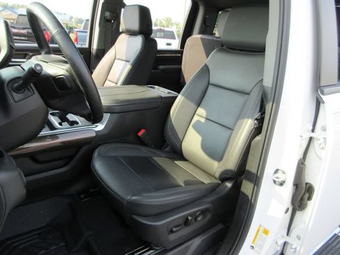 Used 2025 Chevrolet Silverado 2500 LT w/ All Star Edition AWD/4WD image 22