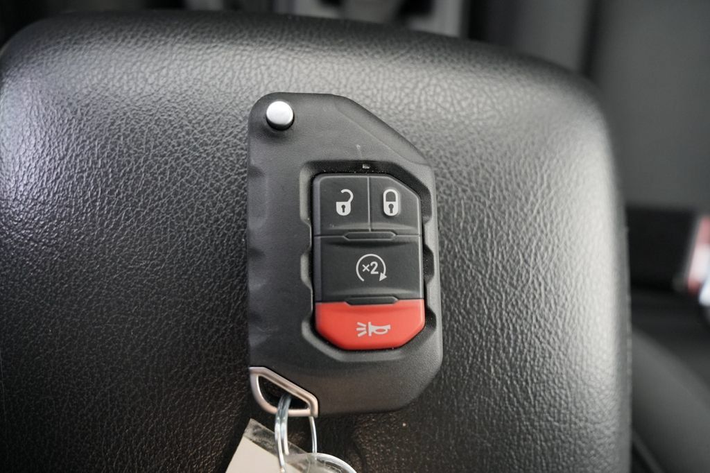 Used 2021 Jeep Gladiator Sport AWD/4WD image 37
