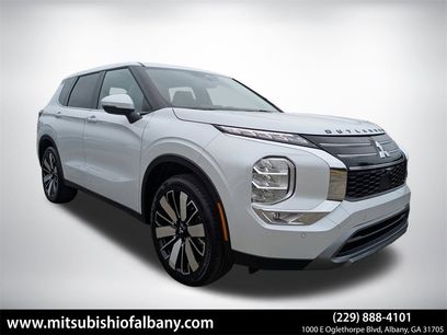 New 2025 Mitsubishi Outlander SE