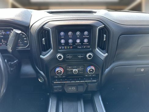 Used 2021 GMC Sierra 1500 AT4 w/ AT4 Premium Package image 8