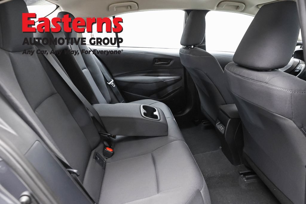Used 2025 Toyota Corolla LE FWD image 23