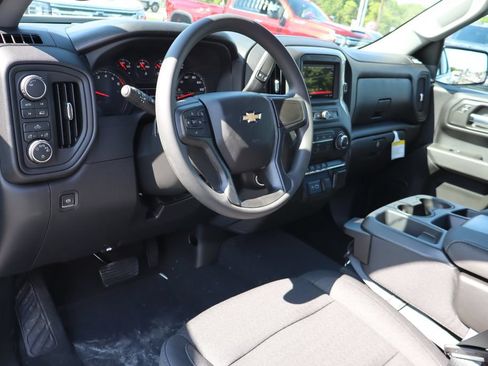 New 2026 Chevrolet Silverado 1500 Custom AWD/4WD image 6