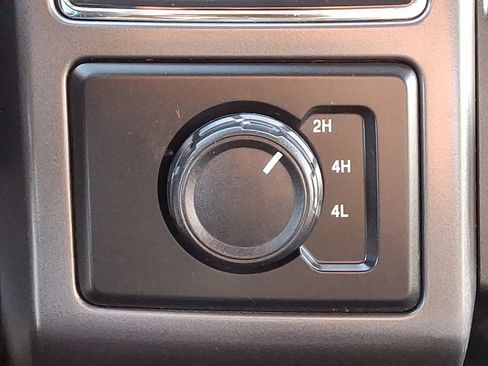 Certified 2018 Ford F150 XLT image 23