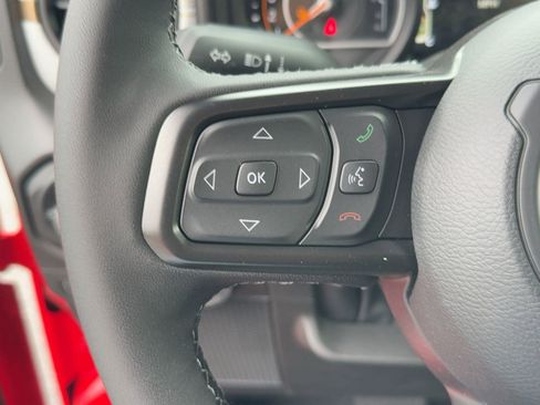 New 2025 Jeep Gladiator Sport image 15