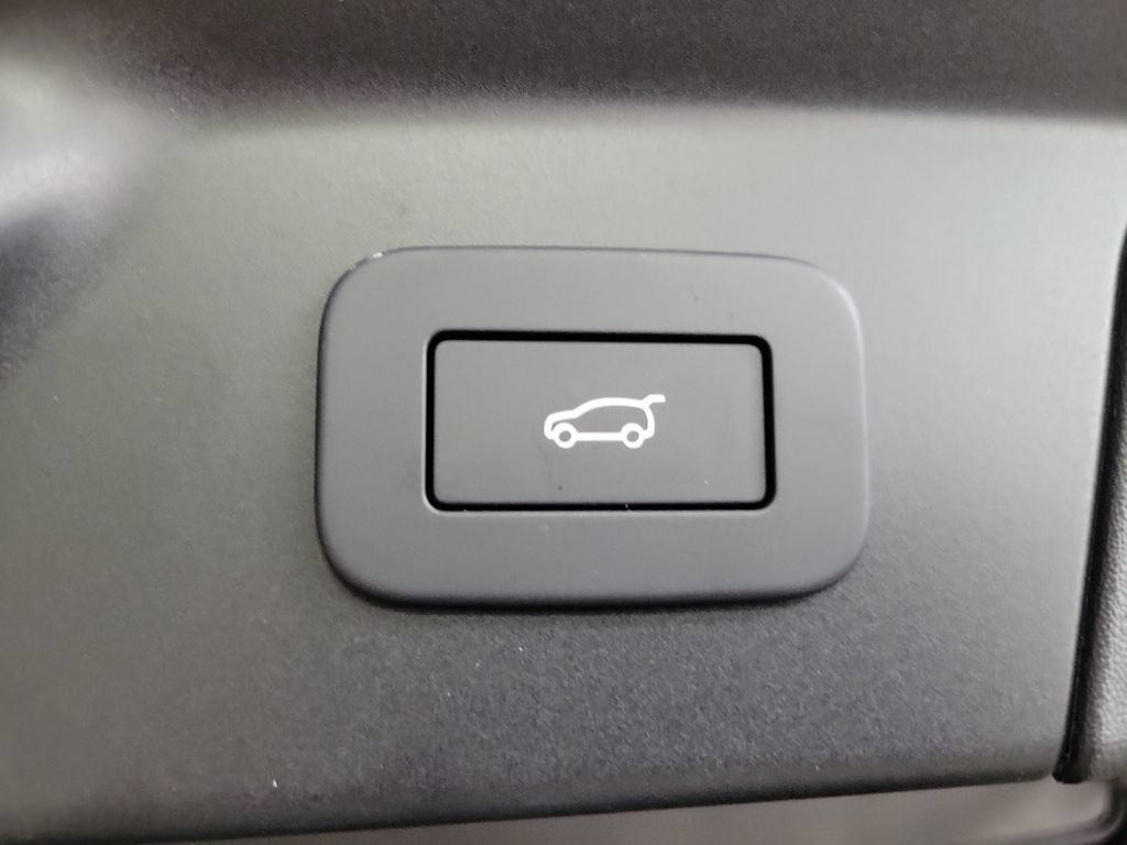 New 2026 Land Rover Range Rover Velar Dynamic SE AWD/4WD image 30