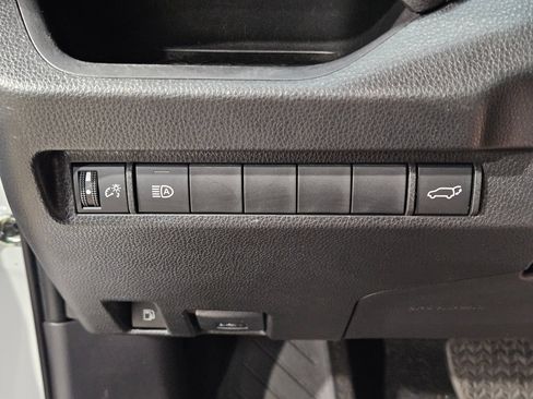Used 2024 Toyota RAV4 XLE Premium AWD/4WD image 26