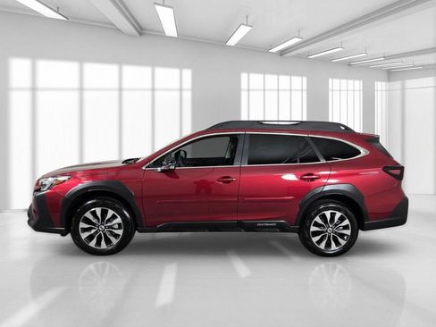 Certified 2025 Subaru Outback Limited AWD/4WD image 4