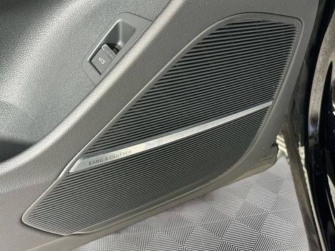 Used 2023 Audi Q8 Prestige AWD/4WD image 26