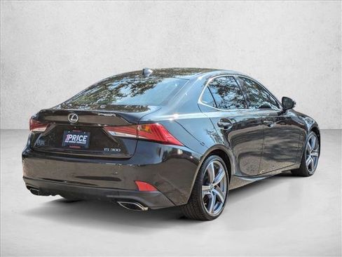 Used 2019 Lexus IS 300 image 5
