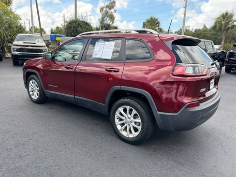 Used 2020 Jeep Cherokee Latitude FWD image 4