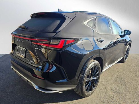 Certified 2025 Lexus NX 450h+ F Sport image 3