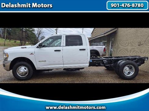 Used 2022 RAM 3500 Tradesman w/ Chrome Appearance Group image 1