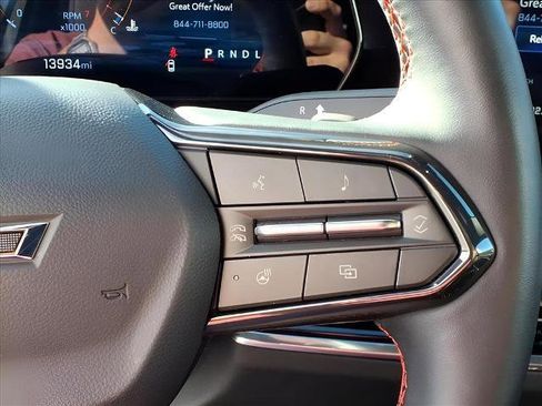 Used 2025 Chevrolet Equinox RS w/ Safety and Technology Package image 16