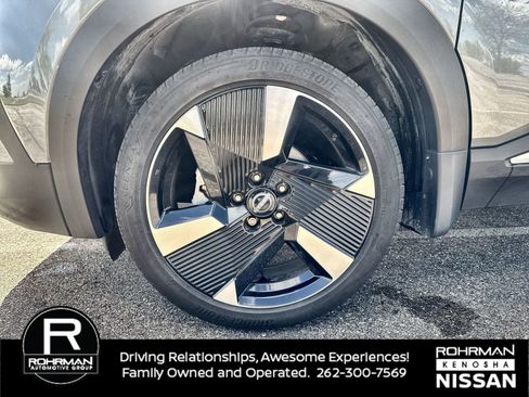 Certified 2025 Nissan Kicks SR AWD/4WD image 10