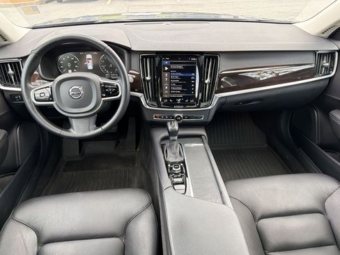 Used 2017 Volvo S90 T6 Momentum w/ Vision Package AWD/4WD image 25