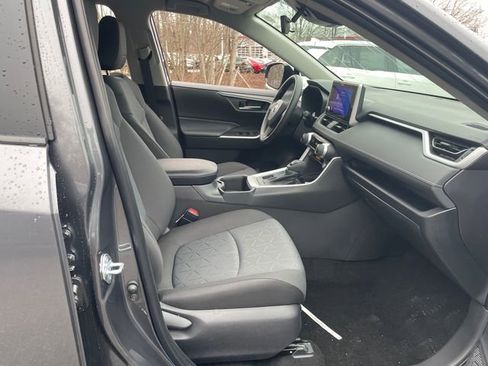 New 2025 Toyota RAV4 XLE image 40