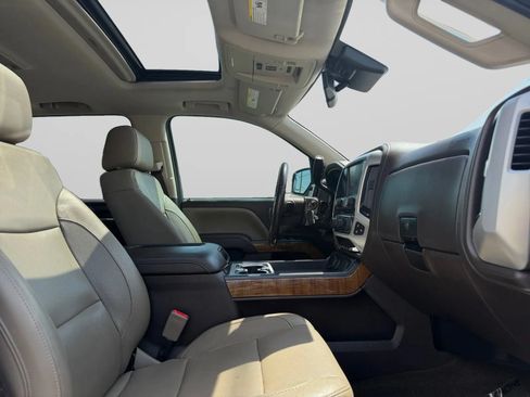 Used 2018 GMC Sierra 1500 SLT AWD/4WD image 32