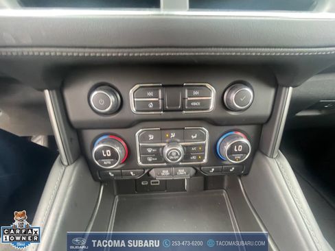 Used 2022 Chevrolet Tahoe LT w/ Luxury Package AWD/4WD image 22