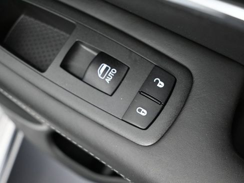 Used 2021 Jeep Grand Cherokee Summit AWD/4WD image 49