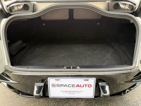 Used 2017 Aston Martin DB11 V12 RWD image 31