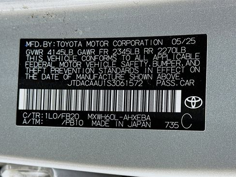 Used 2025 Toyota Prius LE image 12