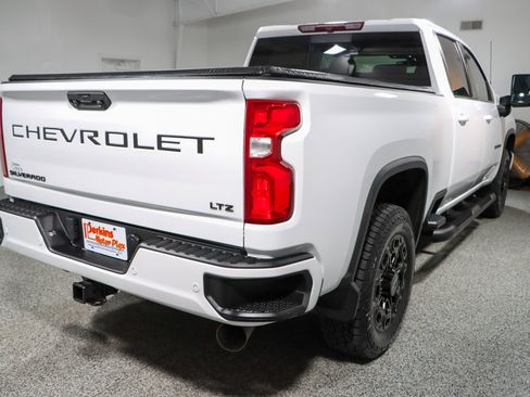 Used 2022 Chevrolet Silverado 2500 LTZ w/ LTZ Plus Package AWD/4WD image 7