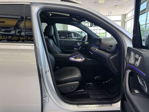 Used 2020 Mercedes-Benz GLE 350 4MATIC w/ Premium Package image 17